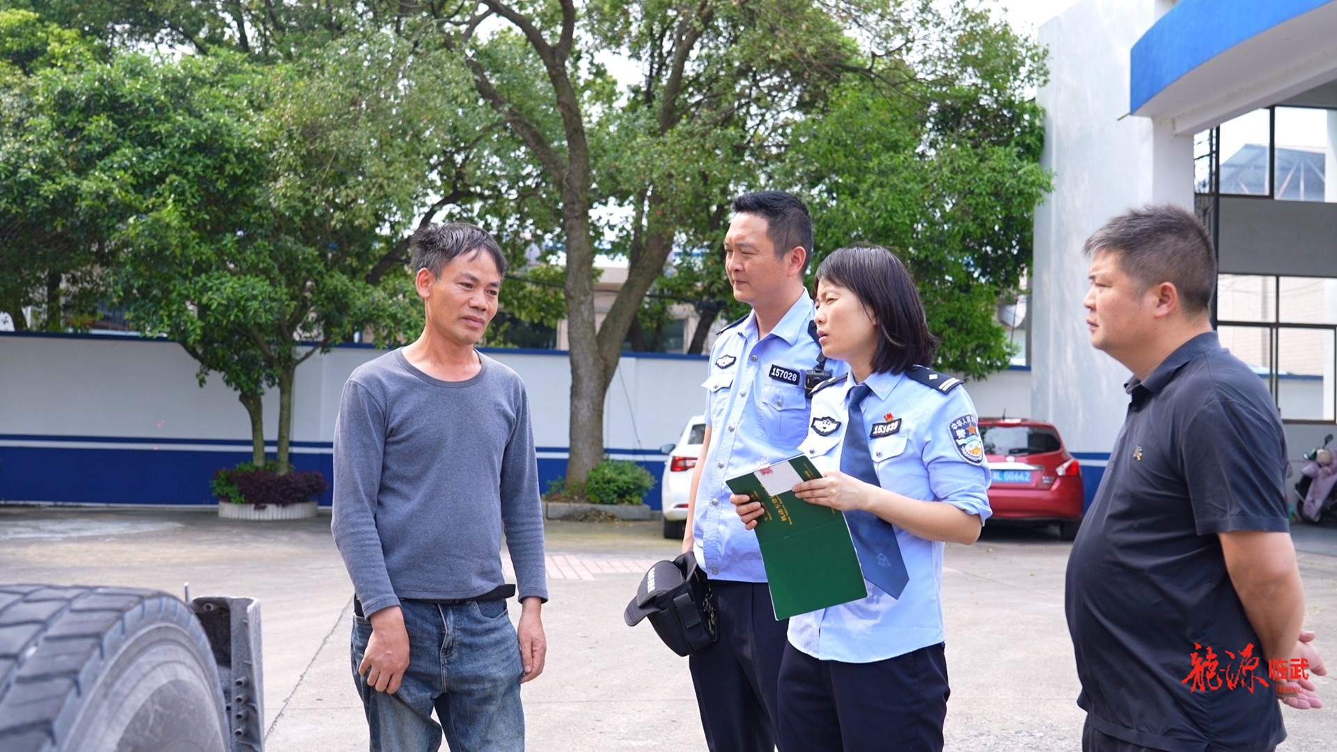 车架号上的“修补”痕迹：一次过户查验牵出的重大事故车