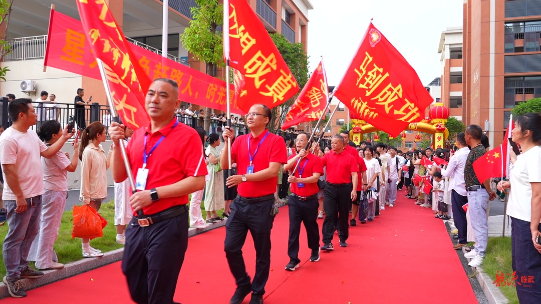 直击高考｜执笔赴韶华 逐梦向未来 临武2834名考生奔赴高考考场