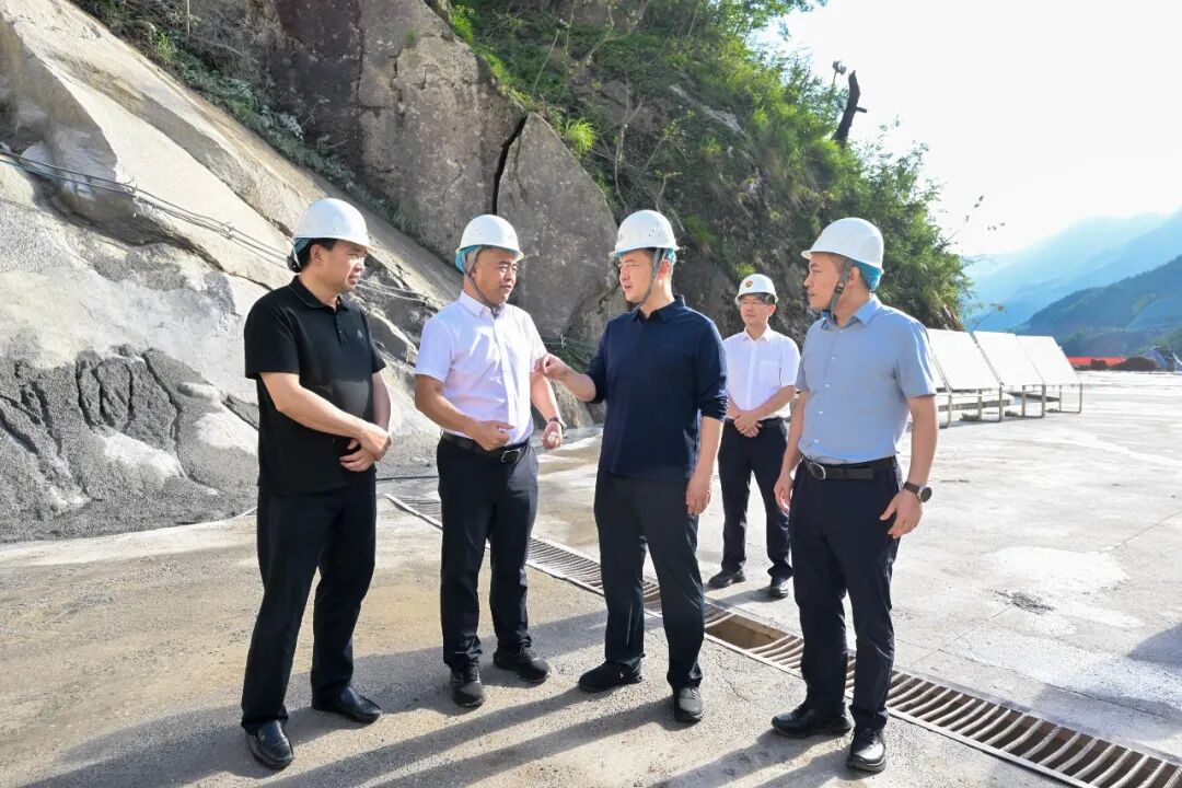 聚链成群 握指成拳 坚定推动锂电和新能源产业高质量发展
