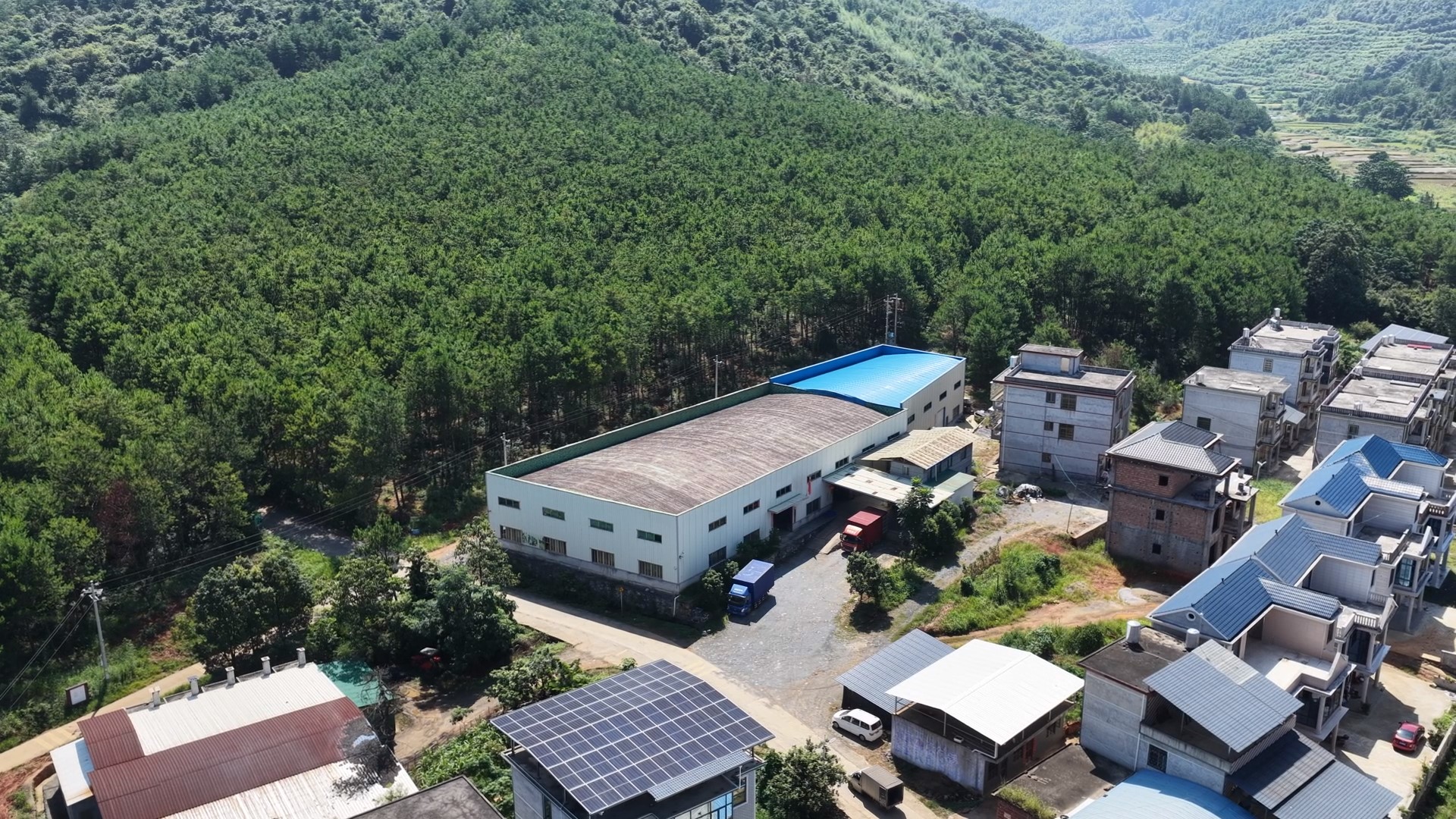 开局八好 乘势而上｜武水：小小纸箱延链补链强配套  助力临武工农经济发展