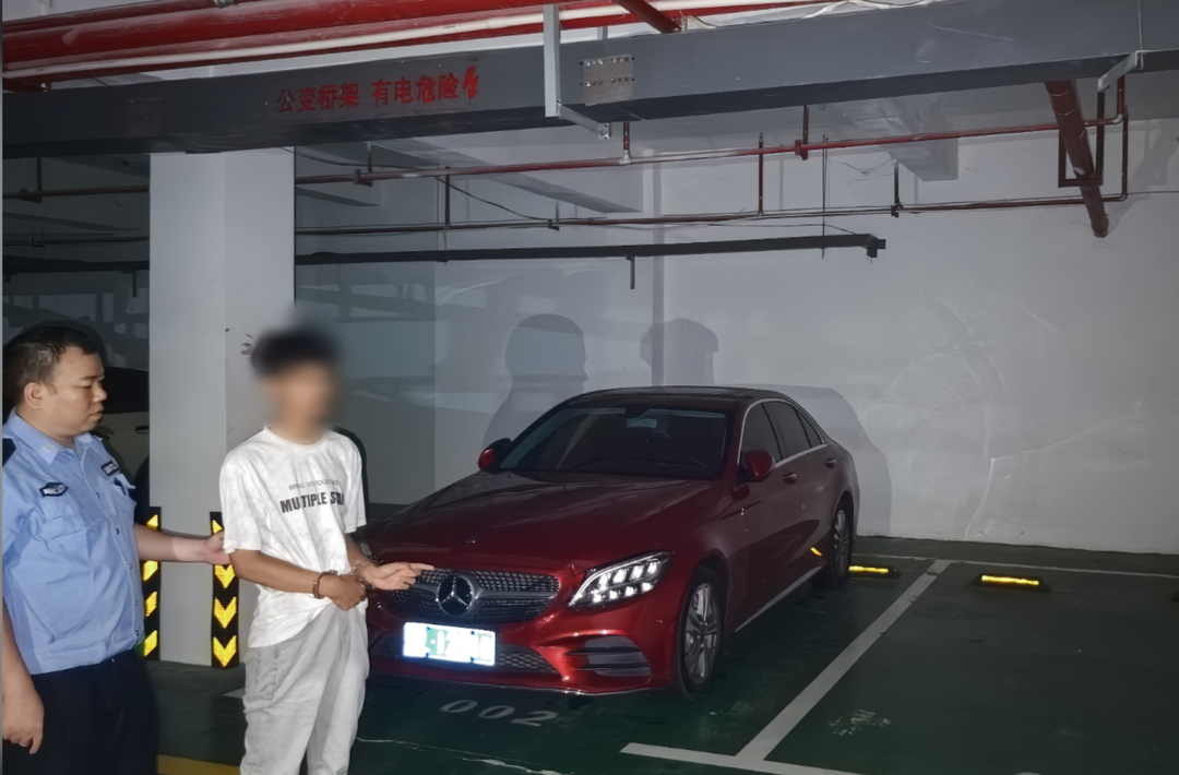 车内万元现金被盗  警方两天破案
