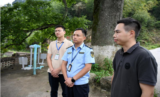 还一河清流！省第四生态环境保护督察组 为北湖区廖家洞水支流“把脉开方”