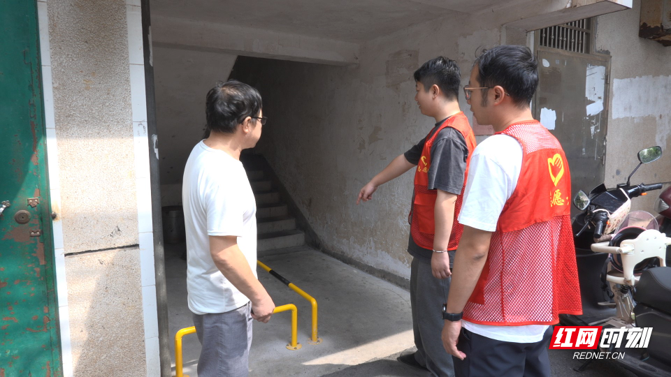 【红网时刻】临武县东云社区：管疏并举 筑牢小区消防安全防线