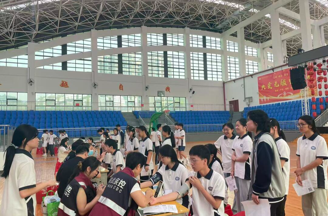 临武县疾控中心：“专家授课+现场监测”筑牢校园健康防线
