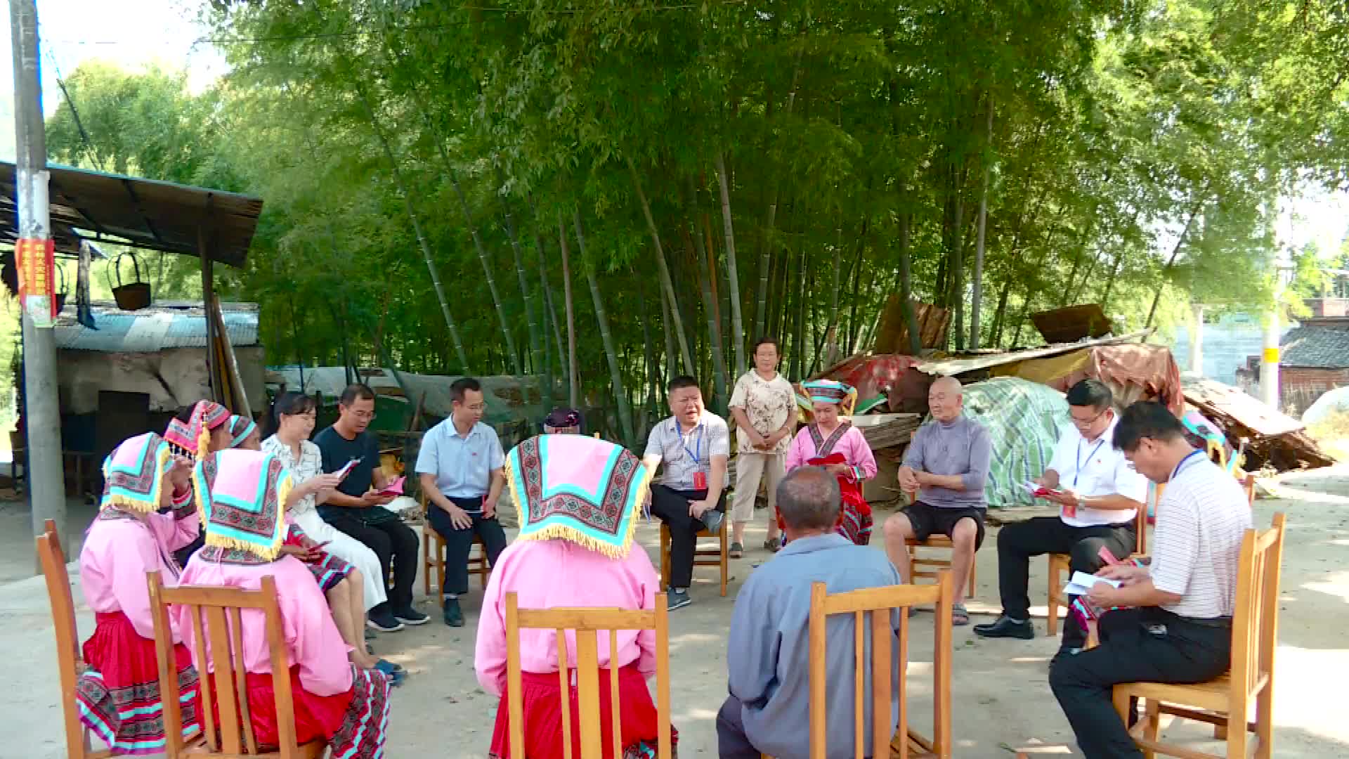 市第六次党代会精神宣讲进瑶乡