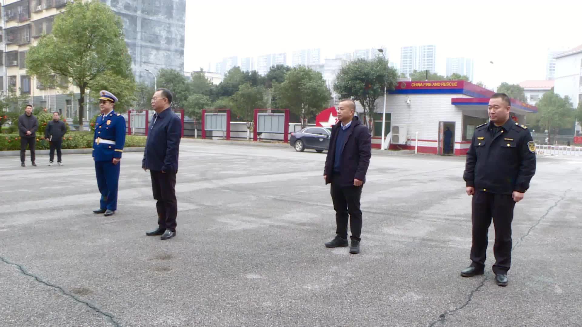 新春走基层 | 刘杨检查春节期间安全生产工作：让人民群众欢乐祥和过节