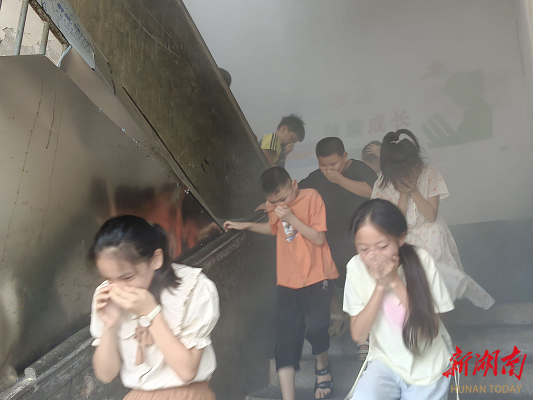 【新湖南】临武县汾市小学：消防演练筑牢安全底线