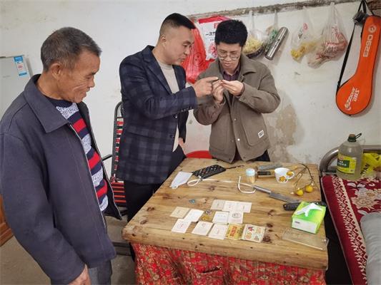 【人民网】湖南临武县向湖南革命军事馆捐赠一批军事文物