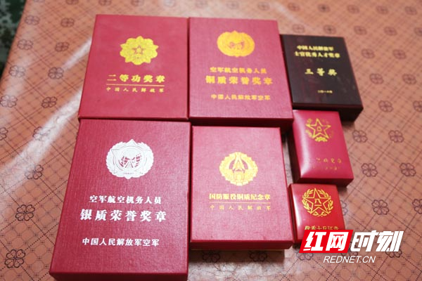 【红网时刻】王飞：老兵服务老兵