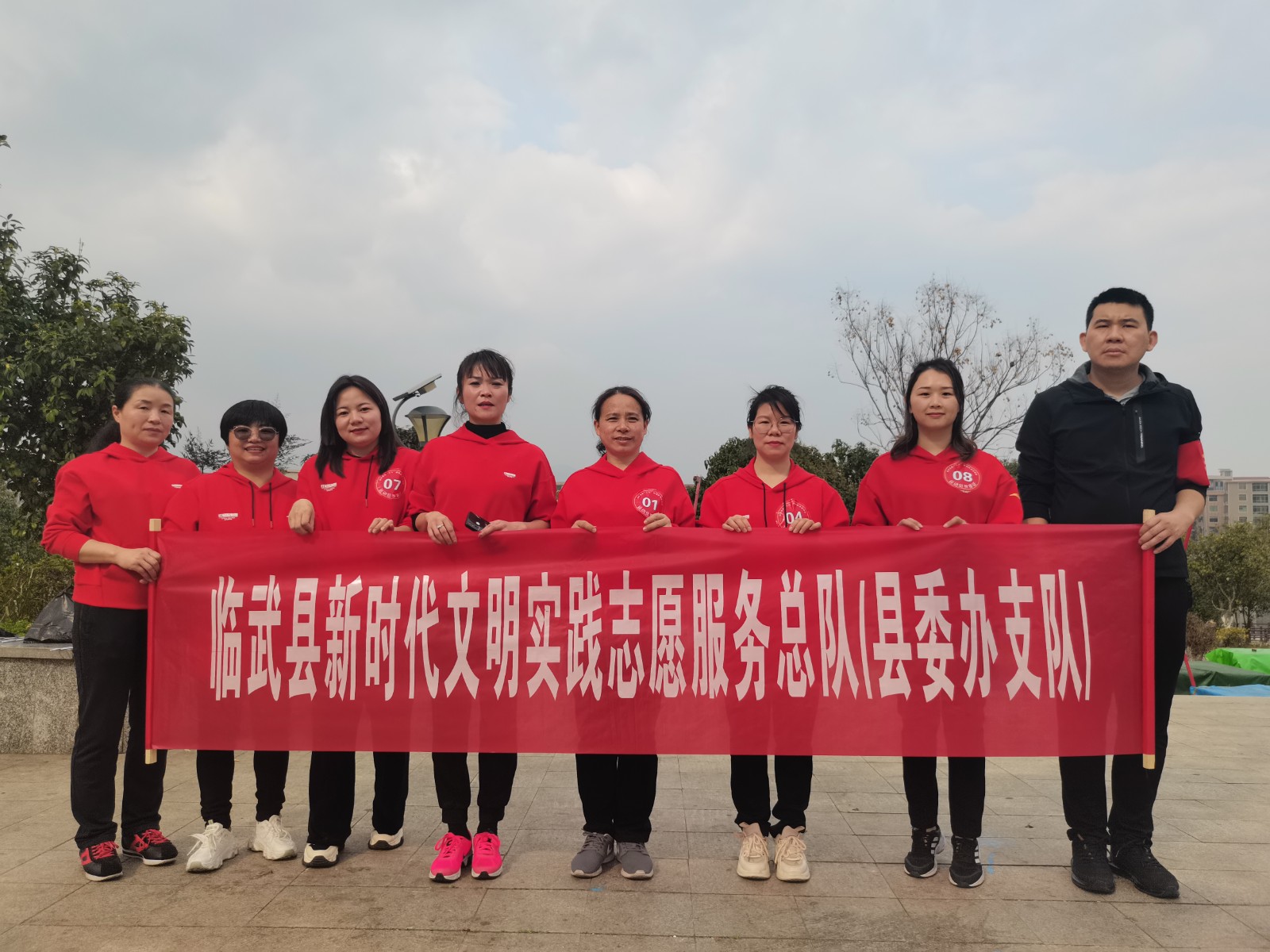 县委办：学雷锋！志愿服务在行动