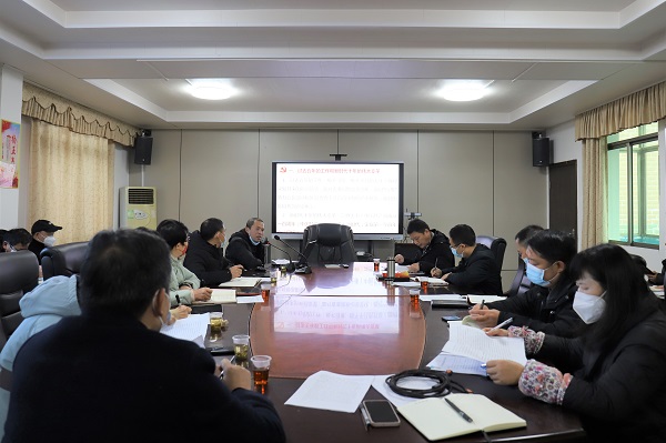 临武县教育局：集中学习掀起学习宣传贯彻党的二十大精神热潮
