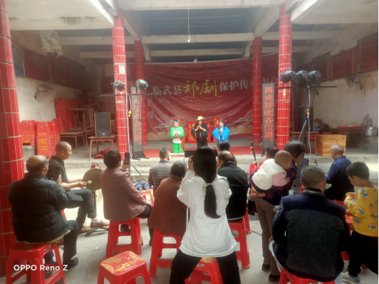 楚江镇：送戏下乡传文明 祁剧演出暖人心