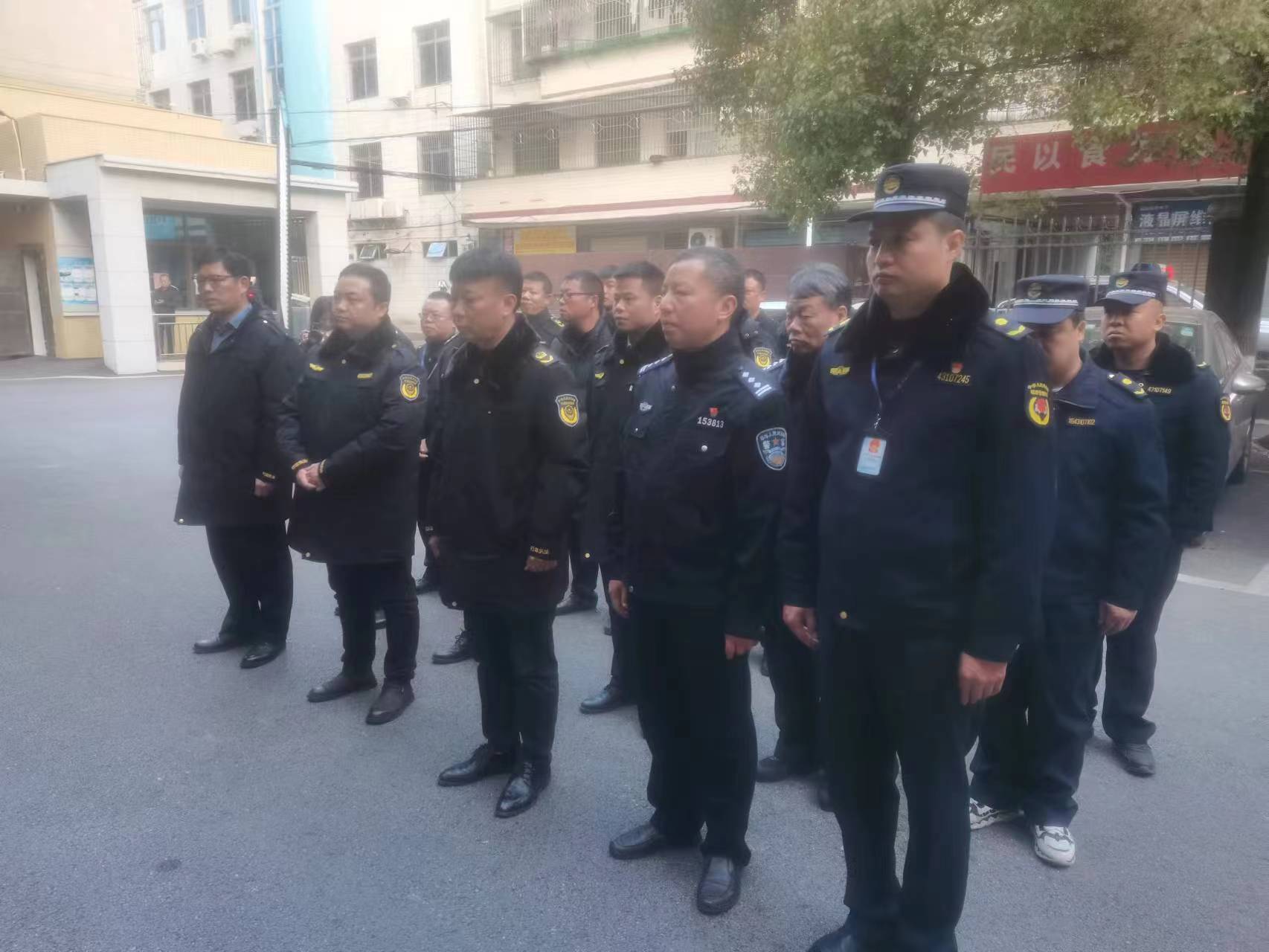 打好“发展六仗”|多部门联合执法集中整治“白板肉”