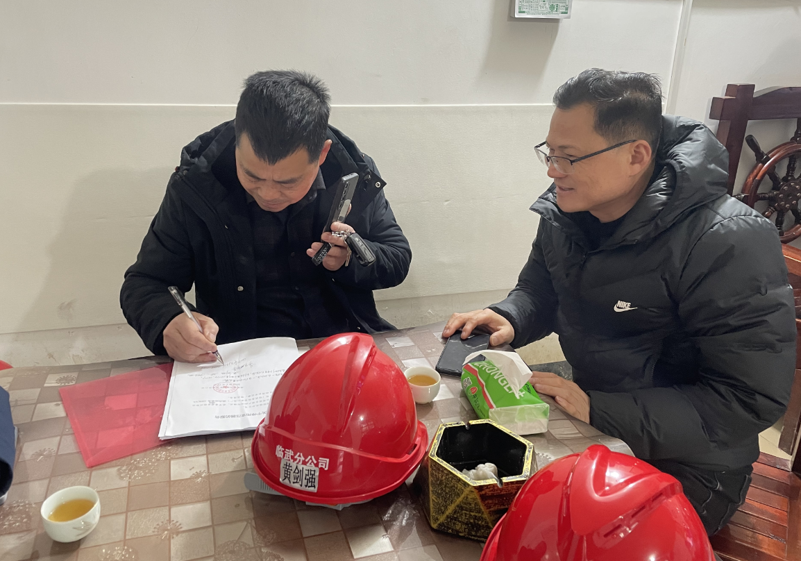 郴电国际临武分公司：“保姆式”服务助力首季“开门红”