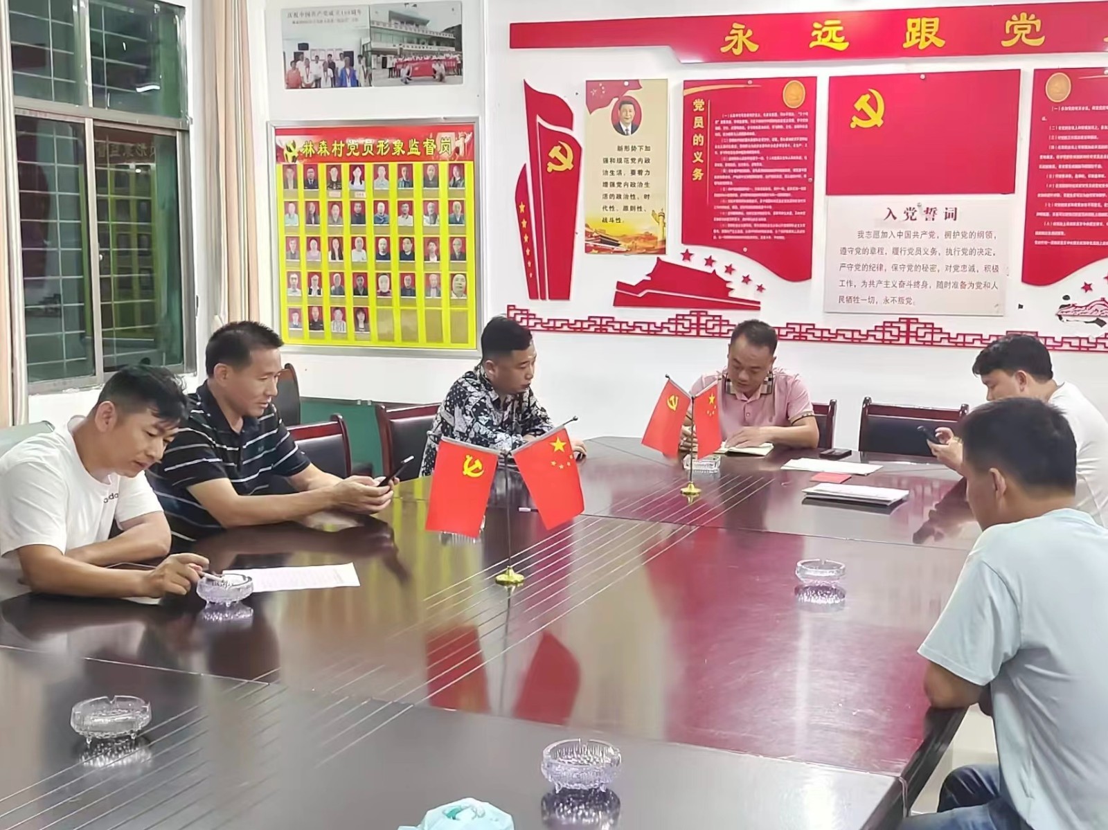 金江镇：党员防汛突击队以“迅”应“汛”