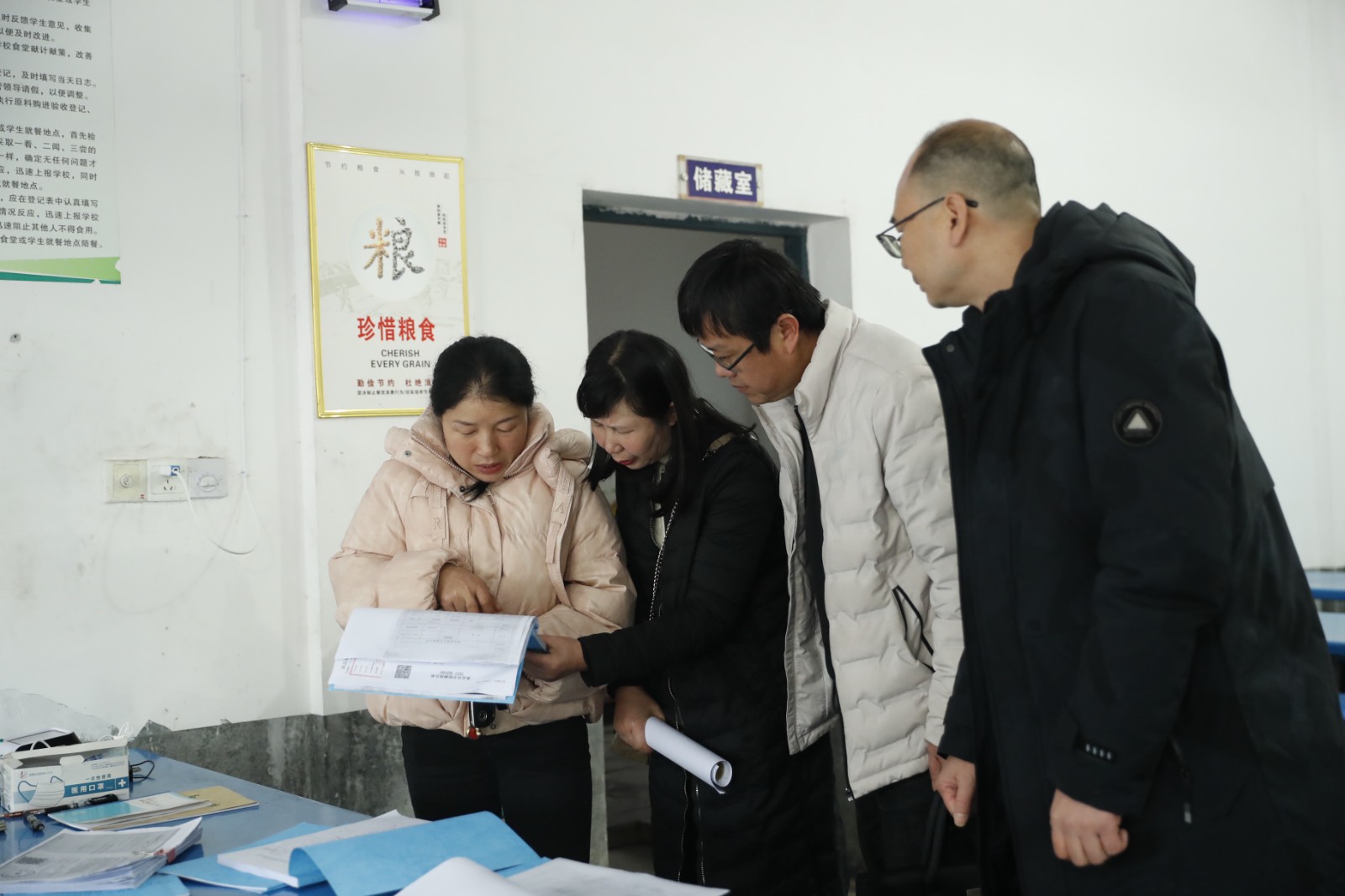监督“探头”进校园 精准护航开学“纪”