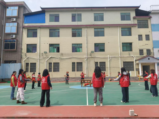 西瑶乡：长鼓舞教学传承文化根脉