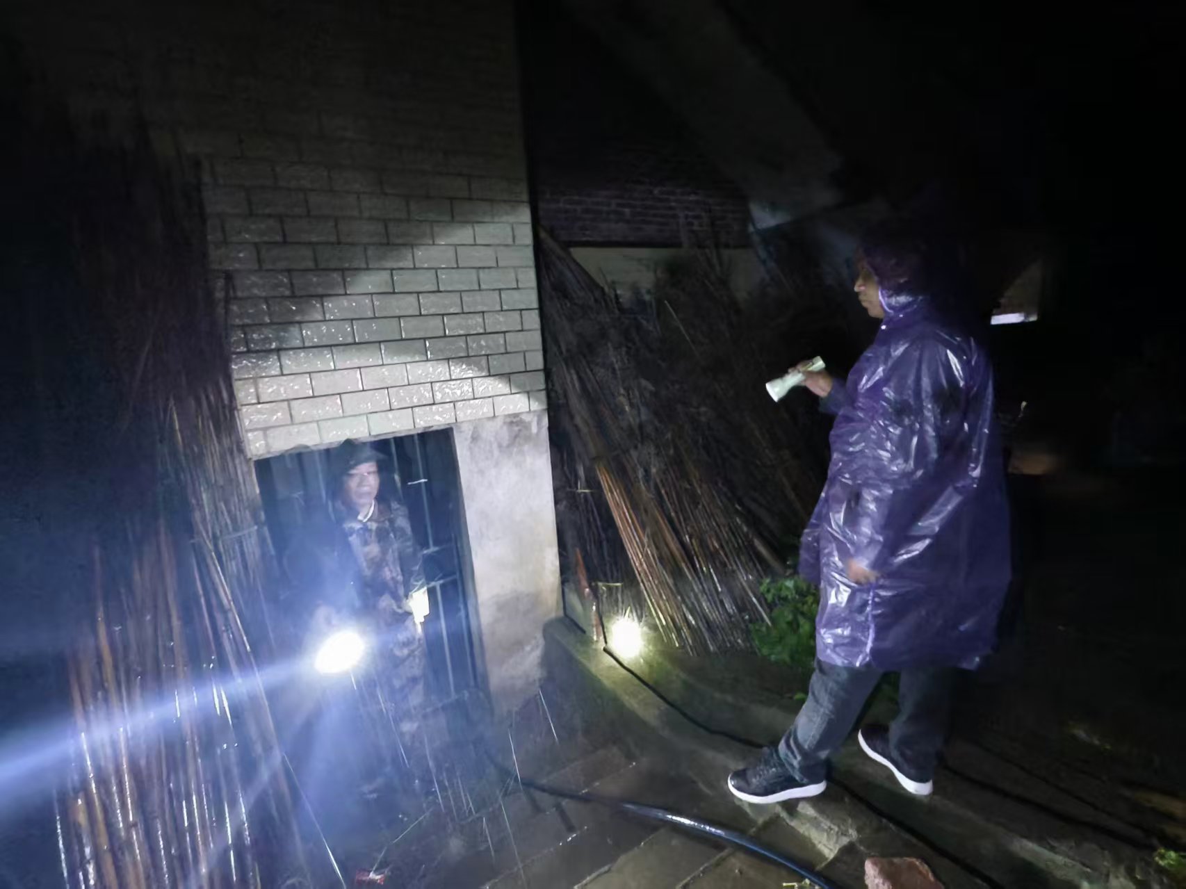 暴雨预警拉响！楚江镇安全转移群众46人