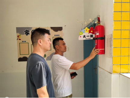 楚江镇：排查风险隐患筑牢校园安全防线