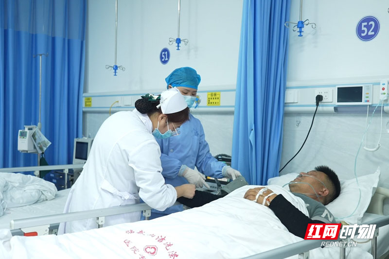 【红网时刻】临武县：冰封冬日 一场“生命+爱心”的双向奔赴